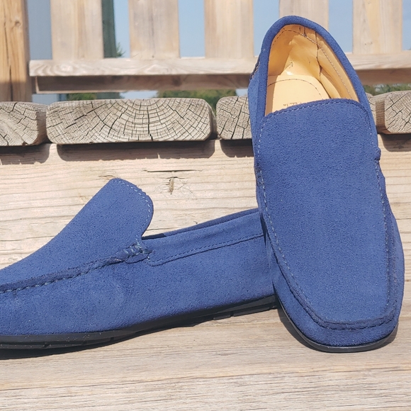 Blue Suede leather Driving shoes, Sleek design fits regular to medium width feet - Picture 3 of 9